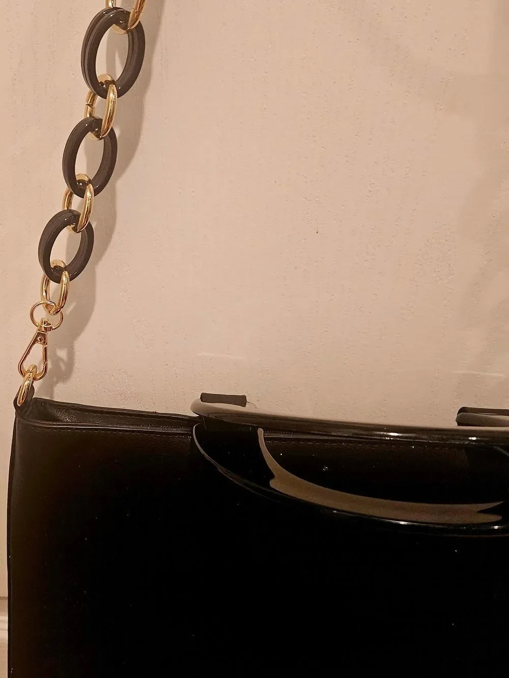 N/A chic black